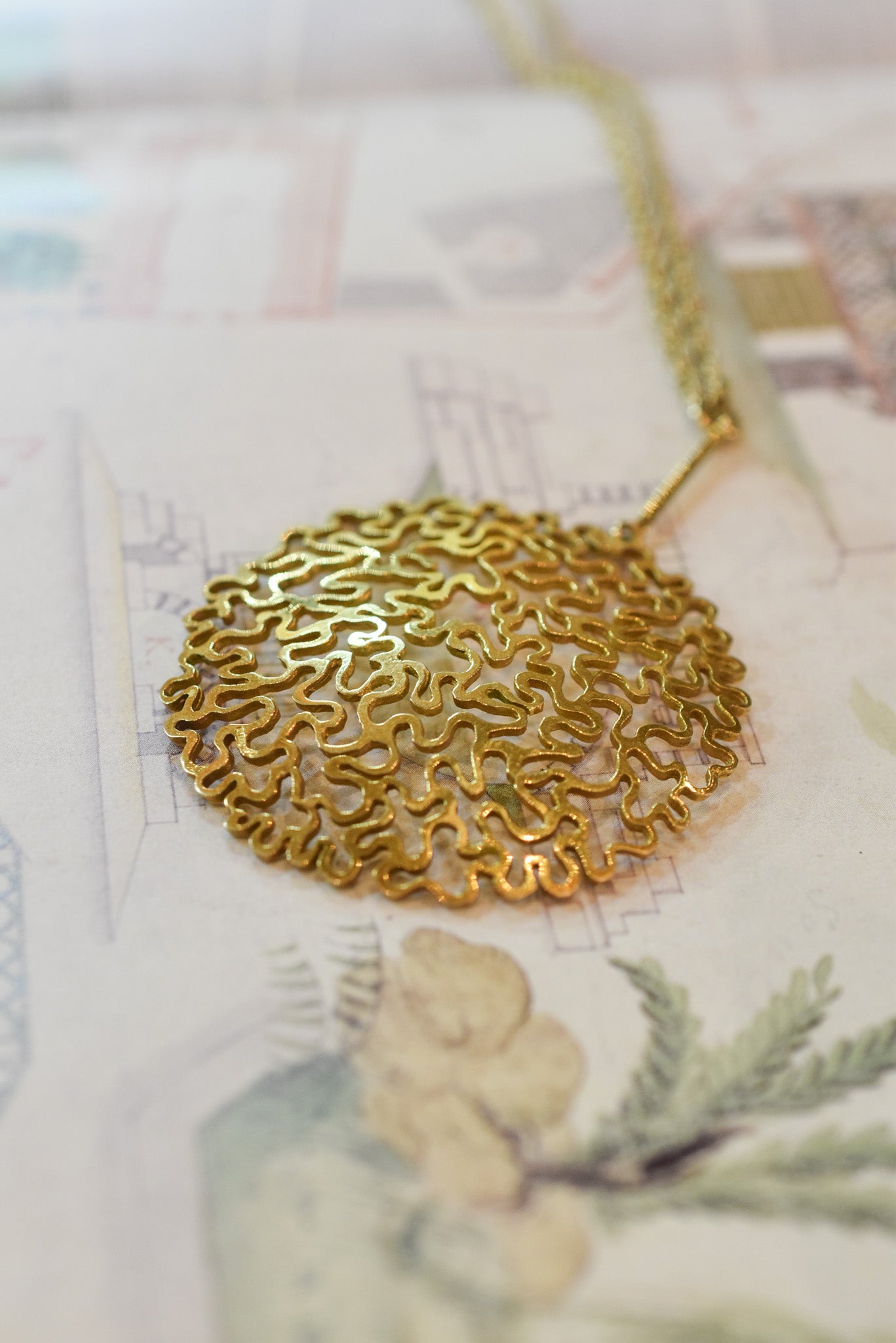 Large and Funky 1970s Round and Domed 9K Yellow Gold Pendant with Fancy Link Chain (18.3 grams)